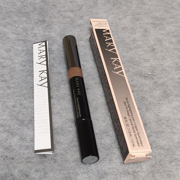 Mary Kay Other - Mary Kay facial highlighting pen Shade 4 019033